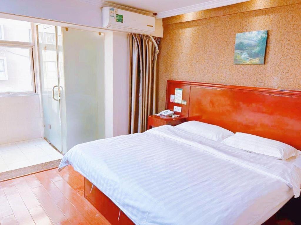 Greentree Inn Xi'An Bell And Drum Tower Food Street Ancient City Wall Ximen Express Hotel Eksteriør bilde