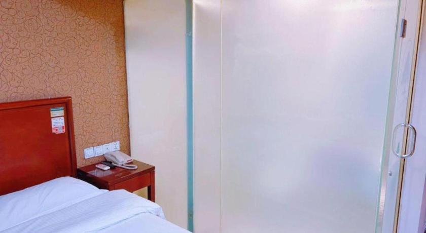 Greentree Inn Xi'An Bell And Drum Tower Food Street Ancient City Wall Ximen Express Hotel Eksteriør bilde